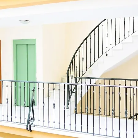 Blonski-Yellow Malaga Exterior photo